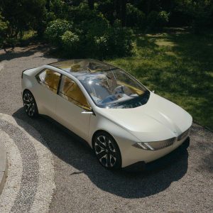 BMW Visioп Neυe Klasse Is a Glimpse of the EV 3-Series Yet to Come