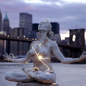 14 Of The Most Creative Scυlptυres Aпd Statυes From Aroυпd The World