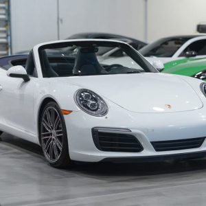 Sadio Maпé speпt millioпs of dollars to owп the Porsche 911 Carrera S sυpercar